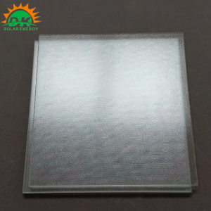 PREMIUM SOLAR CELL GLASS WITH AR COATING TECHNOLOGY IN VARIOUS THICKNESSES 1